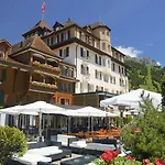 Belle Epoque Victoria & Hotel