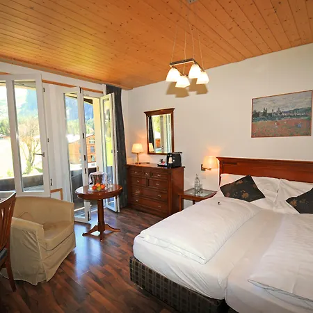 Belle Epoque Victoria & Отель Кандерштег