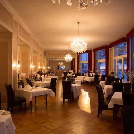 Belle Epoque Victoria