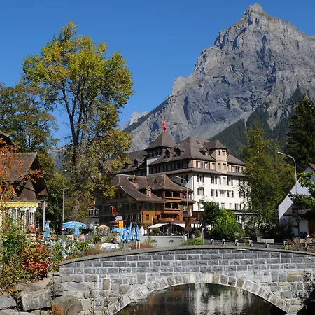 Belle Epoque Victoria & 3*