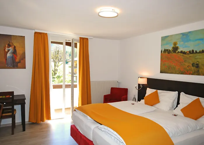 Belle Epoque Victoria & Hotel 3*