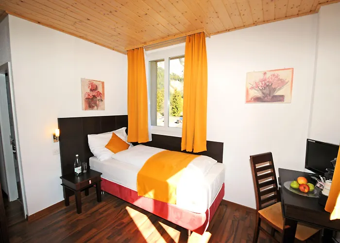 Belle Epoque Victoria &