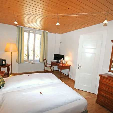 Belle Epoque Victoria & 3*